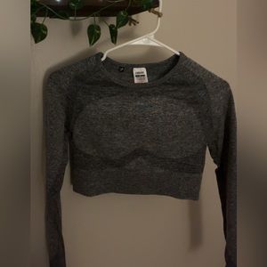 Gymshark cropped shirt